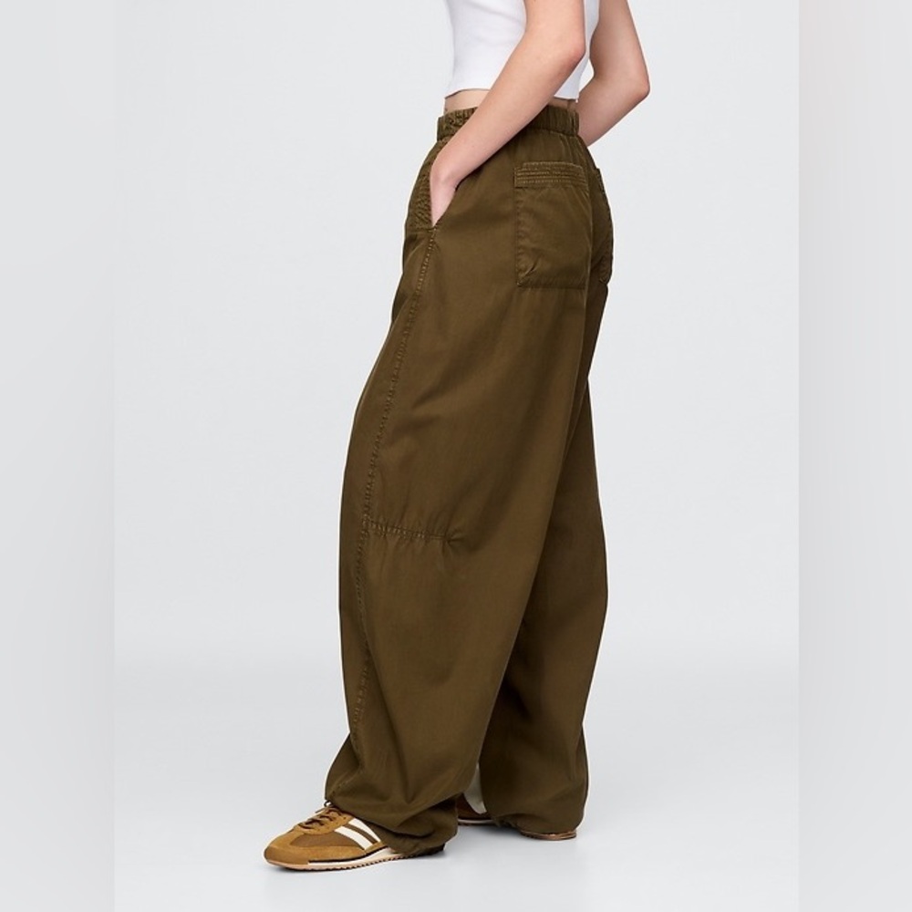 NWT! GAP Bracken Olive Green Mid Rise Barrel Parachute Pants - 771394 🩷 - Picture 2 of 6